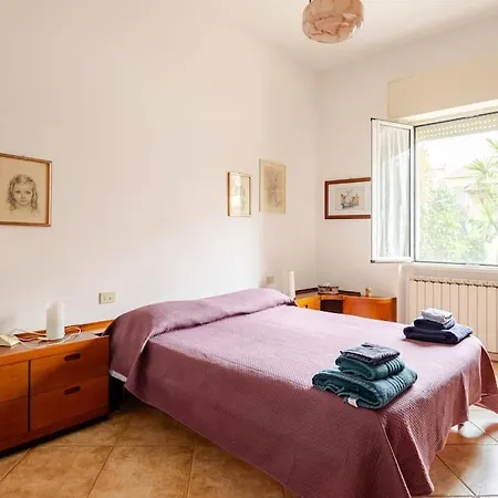 Spaziosa Casa Con Giardino E Dependance Hébergement de vacances *