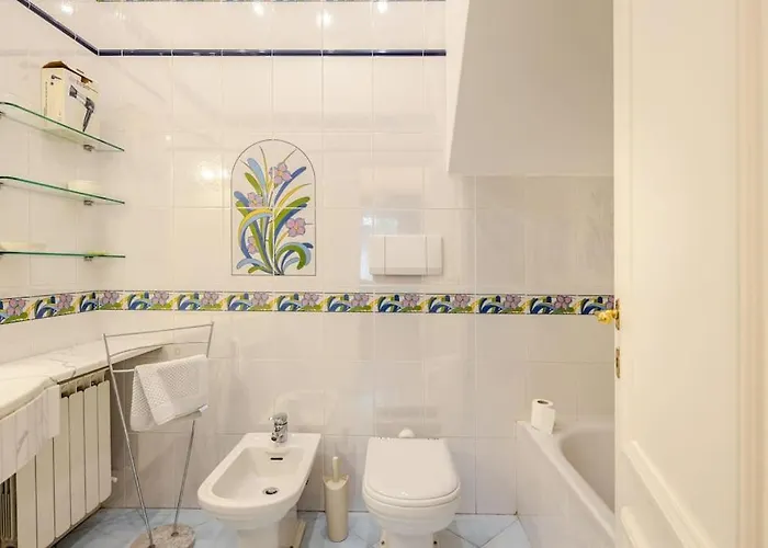 Spaziosa Casa Con Giardino E Dependance Viareggio