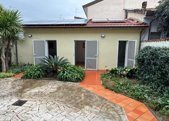 Spaziosa Casa Con Giardino E Dependance Dom wakacyjny