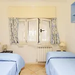 Casa vacanze Spaziosa Casa Con Giardino E Dependance *