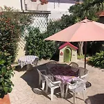 Casa vacanze Spaziosa Casa Con Giardino E Dependance Viareggio