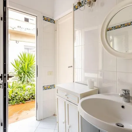 בית נופש Spaziosa Casa Con Giardino E Dependance *