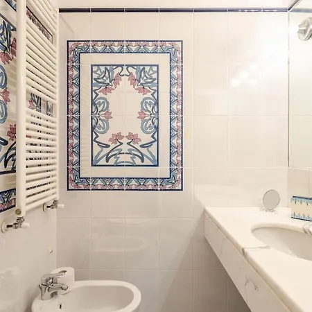 Spaziosa Casa Con Giardino E Dependance *