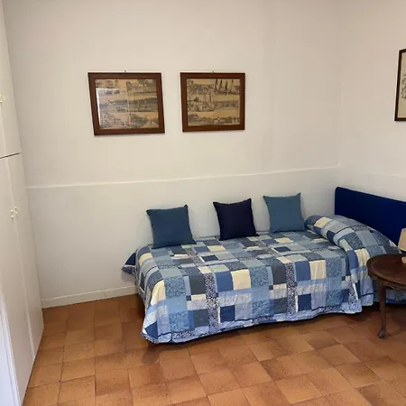 Spaziosa Casa Con Giardino E Dependance