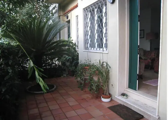 Spaziosa Casa Con Giardino E Dependance Casa vacanze *